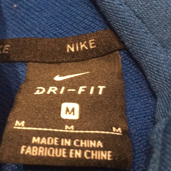 Nike dri-fit hoodie - Picture 2 of 3